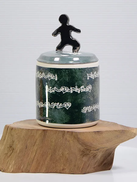 img/thumb/Cup_with_Portrait.webp 1